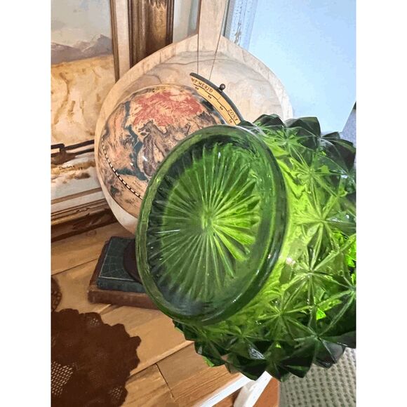 Vintage L.E. Smith 26" Swung Vase Diamond Butt Pattern, Olive Green Mid Century - Picture 5 of 6